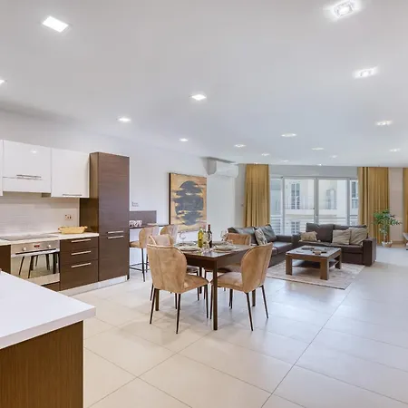Luxury 2 Bedroom Near Seafront Yhai1-2 公寓 *