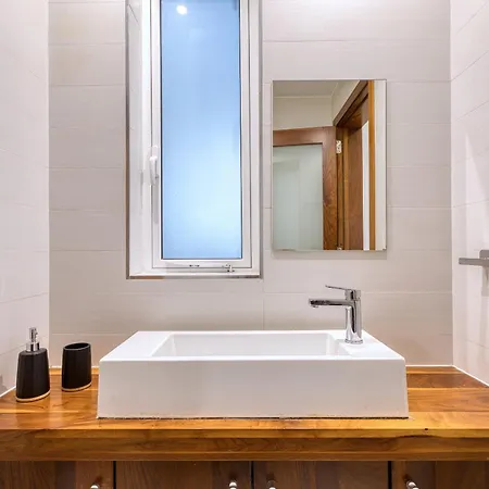 公寓 Luxury 2 Bedroom Near Seafront Yhai1-2 *